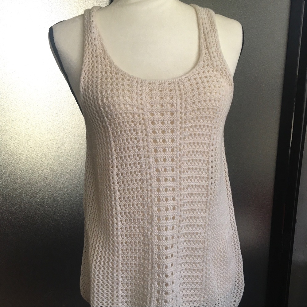 Gap Crochet tank top size medium